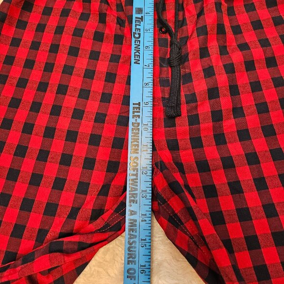 U.S. Polo Assn. Men's Red and Blue Plaid Boxer Shorts Size: L - Picture 5 of 8